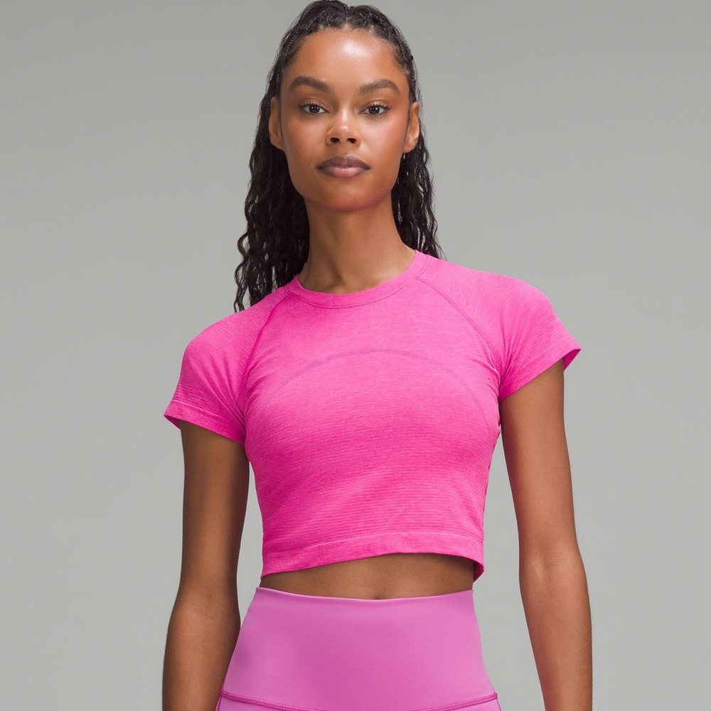 NWOT Lululemon Swiftly Tech cropped shirt sleeve shirt 2.0